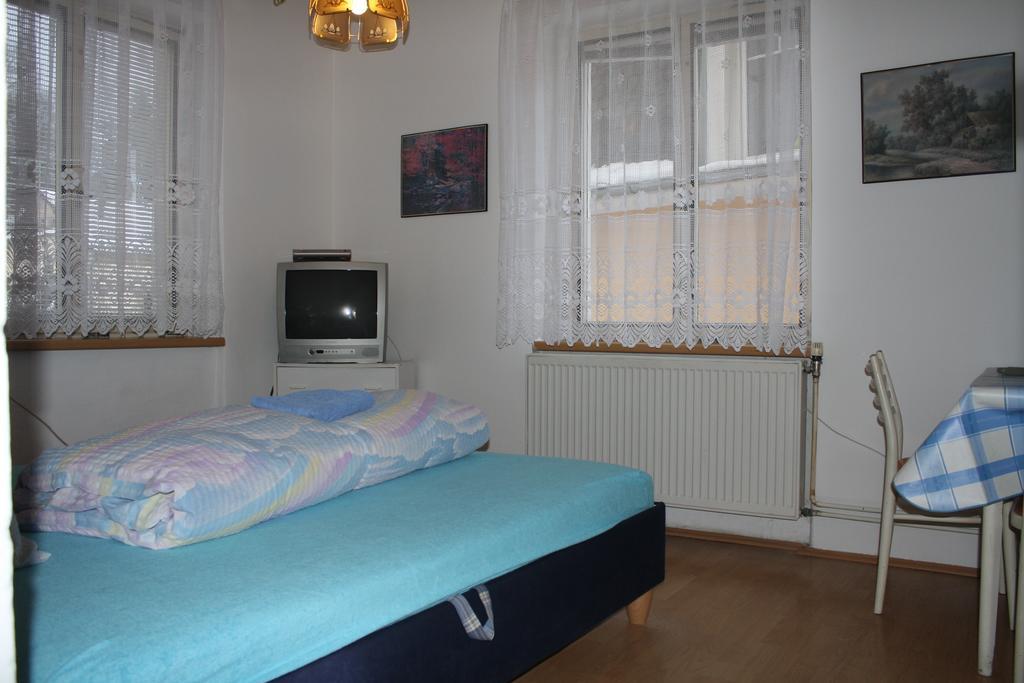 Penzion U Antonickova Pramene Marianske Lazne Exterior photo